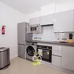 Affleck Retreat 4 - Sja Stays - Modern 1 Bed Apartment